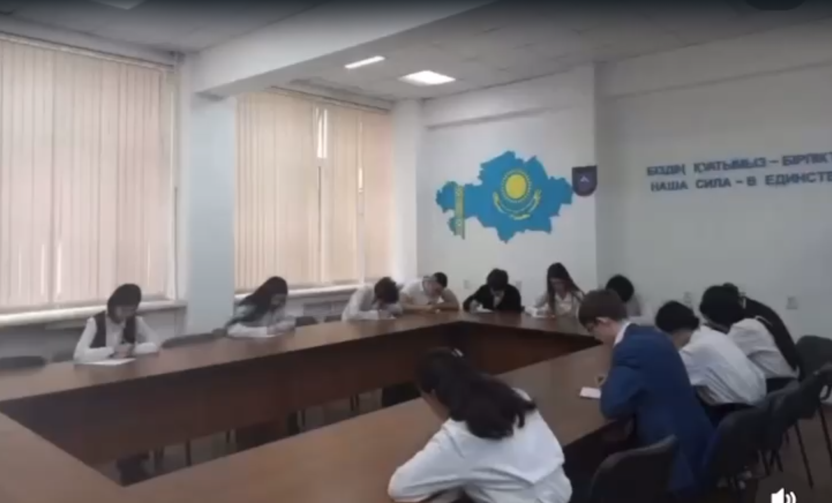 Тарих пәнінен “Әл-Фараби әлемі” атты 2 турдан тұратын олимпиада